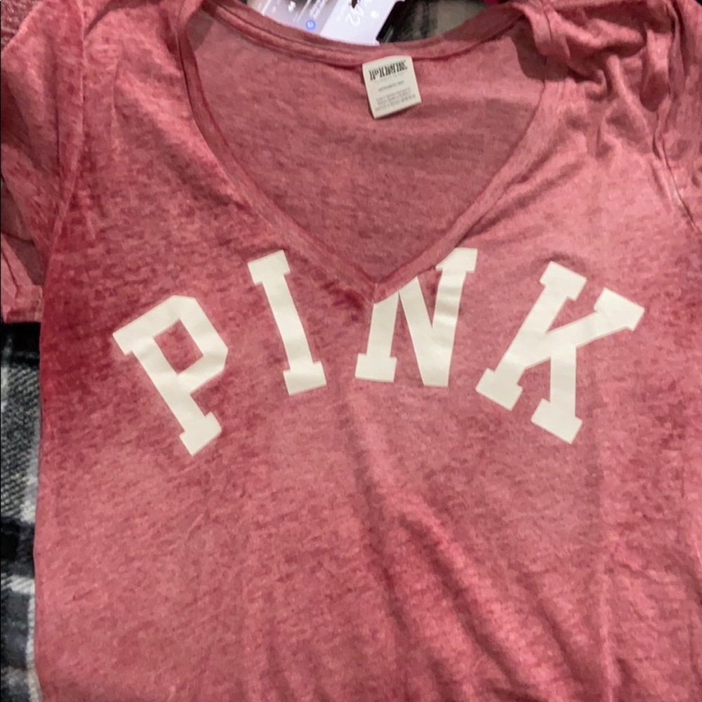 PINK Tshirt